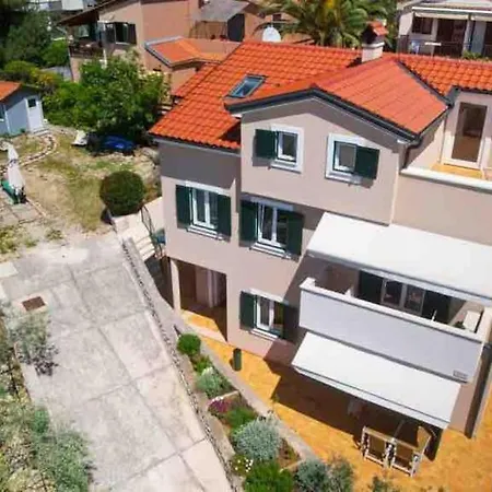 Apartment Ilios
