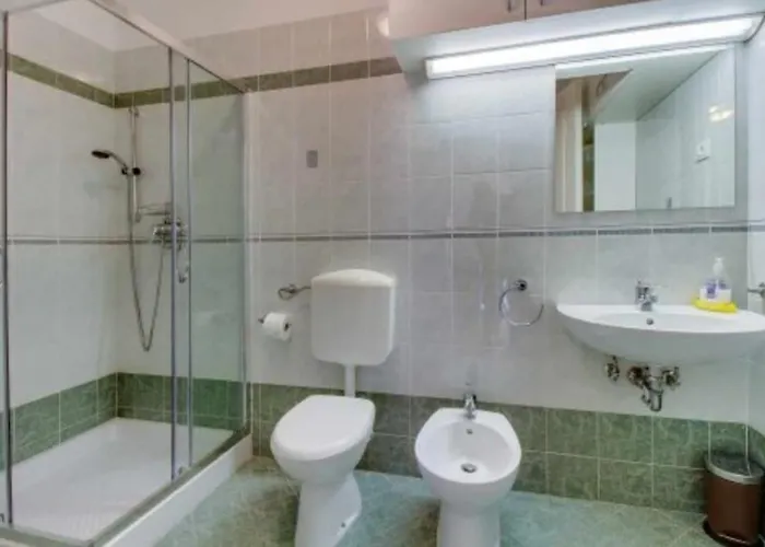 Ilios マリ・ロシニュ